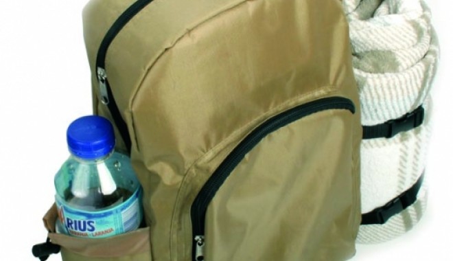 Rucsac furat de pe plaja Modern, returnat de polițiști - 30035-1342363635.jpg