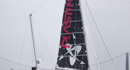 Din America în Australia, cu un catamaran din plastic reciclat - 300740fb0162c44955417d0e685dfb57.jpg