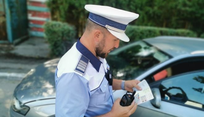 Acțiune a polițiștilor rutieri în stațiunea Eforie Sud - 3022e710820342708029ad3c81ba3d72-1631365932.jpg