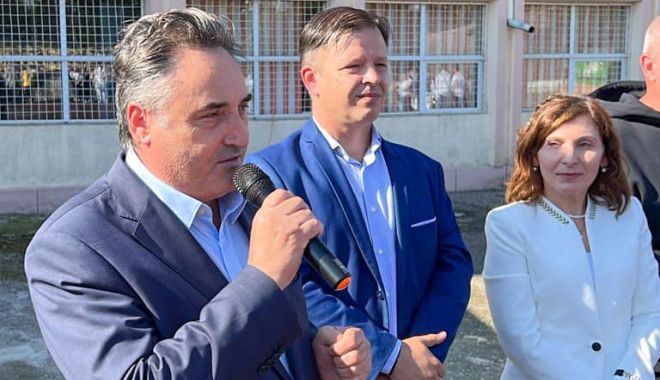 Preşedintele CJC, Mihai Lupu, prezent la Hârşova cu ocazia deschiderii noului an şcolar