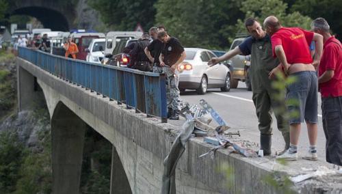 O nouă dezvăluire în cazul tragicului accident din Muntenegru - 305532accidentmuntenegru3-1372589364.jpg