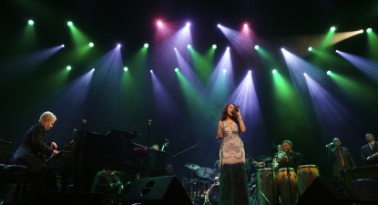 Concert Pink Martini, la București - 30ef818448b5c074dd3a25ecfa6ddd63.jpg