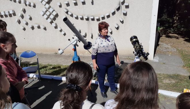Eveniment special la Planetariul Constanța, cu ocazia eclipsei parțiale de Soare - 31078338750605690486174957808777-1666596774.jpg