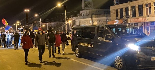 Din ce în ce mai multe amenzi pentru protestatari, la Constanța! - 31martamenziprotest-1617188361.jpg