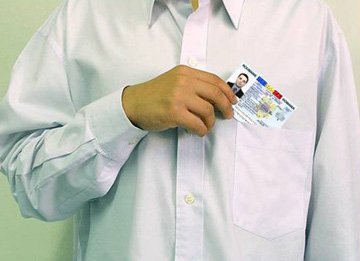 Când ești obligat să-ți schimbi buletinul - 31martiescimbarebuletin-1364734513.jpg