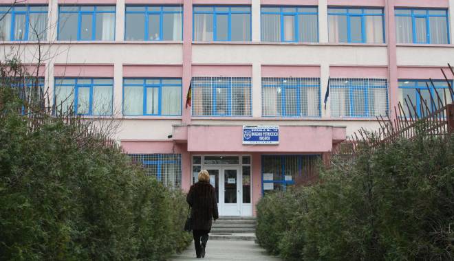 În alertă! GRENADĂ găsită în curtea unei ȘCOLI din Constanța - 31octombriemunitie-1414755401.jpg