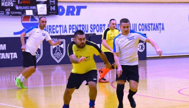Sala Sporturilor a „fiert”. FC Ziariştii, victorie spectaculoasă la „Trofeul Liga Old Boys” - 32961512424024196566057411870963-1675693674.jpg