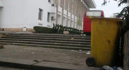 Mizeriile Constanței - 32df38d18d0df97f394f4b2b5fdca17d.jpg