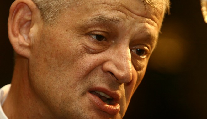Sorin Oprescu propune anularea referendumului legat de eutanasierea câinilor maidanezi - 335oprescu-1378829173.jpg