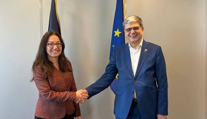 Agricultura românească va avea un proiect pilot în irigaţii, care va include panouri solare flotante şi echipamente de pompare - 34777482761155037184988963278760-1684344740.jpg