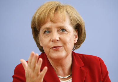 Germania și Franța cer reducerea trupelor ruse de la granița cu Ucraina - 34ah-1399725915.jpg