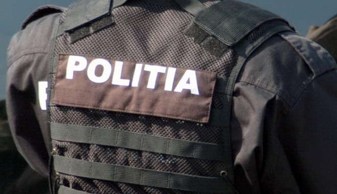 Bunuri și persoane urmărite internațional, descoperite în urma cooperării Schengen - 34demasinirecuperatedepolitistii-1345973040.jpg
