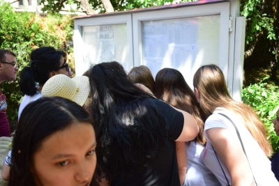Peste 3.700 de elevi au obținut note de peste 5 la Evaluarea Națională - 35547714174349713907034952800100-1529415282.jpg
