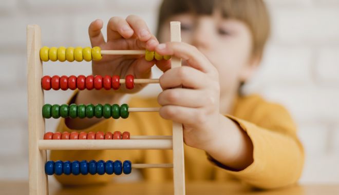 Ministerul Educației a decis cum se vor încheia mediile în acest an școlar - 3781458-1589667648.jpg