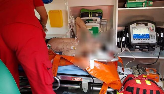 ALERTĂ LA ISU CONSTANȚA. BĂIAT DE 16 ANI, SCOS DIN APELE MĂRII! - 38051028199391547396570955203060-1533028301.jpg