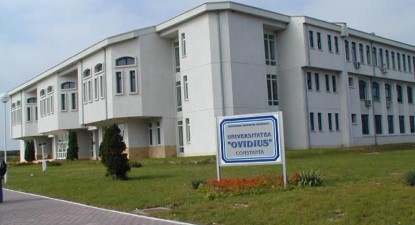 La Universitatea 