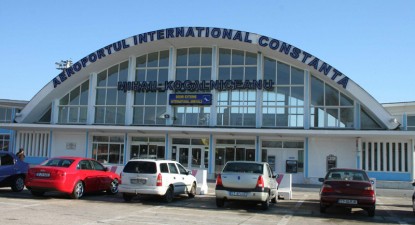 Din cauza furtunii de la București, cinci avioane au aterizat pe Aeroportul Kogălniceanu - 391853e94b81478f1678ad15543ce20a.jpg