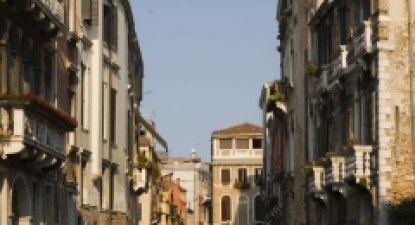 Turiștii vor putea împrăștia în canalele Veneției cenușa apropiaților decedați - 3d785623be45a644c66a1632ed688914.jpg