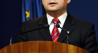 Emil Boc este preferat de 36% de votanți PDL în fruntea partidului - 3e178892a35e79fe2c5b34d06a8186b8.jpg