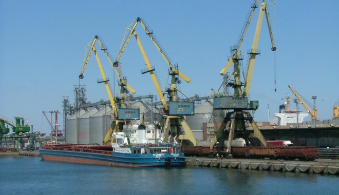 Portul Constanța - 118.950 tone de cereale se încarcă pe nave, la export - 3ee03b285337e2b834c0294c0b07a7b7-1316682291.jpg