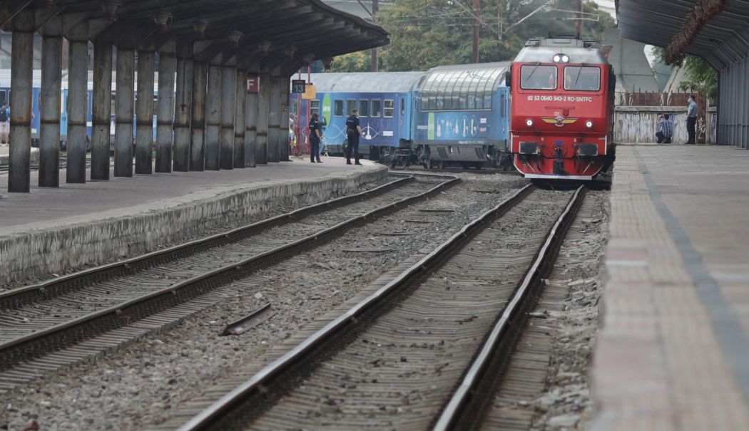 Trenuri blocate pe ruta Fetești- Cernavodă. Întârzieri de până la 200 de minute