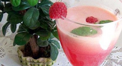 Limonadă de fragi - 3f3cd9d773c7ec9516bc0b9fff6ed5bd.jpg