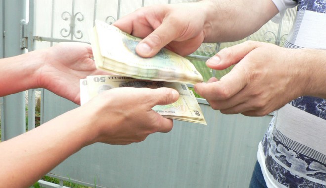 Zugravii l-au țepuit de 4600 de lei și au dispărut - 3iuliefondtepari-1372856912.jpg