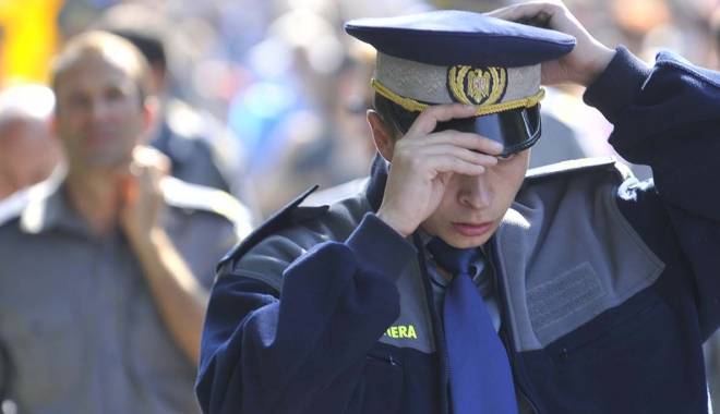 Polițist - afacerist, în atenția DNA Constanța - 3noiembriednapolitisttrimisjudec-1415033881.jpg