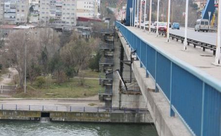 Un tânăr din Medgidia este de negăsit după ce s-a aruncat în Canal - 4-1334421256.jpg