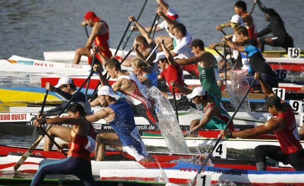 Florin Comănici, campion al Europei la canoe simplu pe 5.000 m - 4-1340549030.jpg