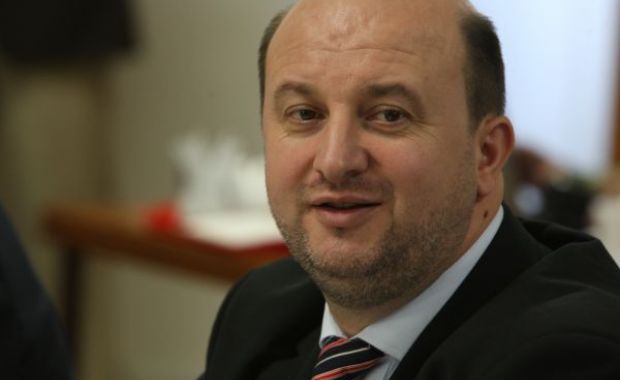 Cine îl va înlocui pe Crin Antonescu la șefia PNL - 4-1341829449.jpg