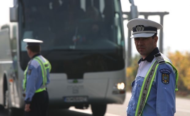 Filtre de Poliție Rutieră, la Constanța, pentru prevenirea votului multiplu - 4-1343593316.jpg
