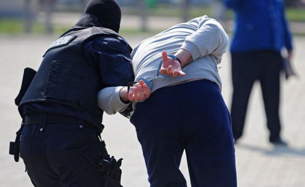 Tâlhari periculoși, care atacă bătrâne, căutați de polițiști - 4-1347308971.jpg