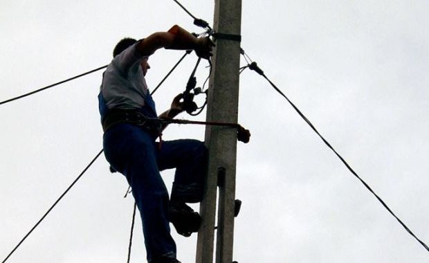Lucrări ample la rețeaua de curent electric din sudul litoralului - 4-1347910560.jpg