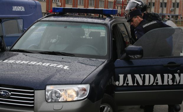 Jandarmii constănțeni, alături de elevii de la Colegiul Pedagogic 
