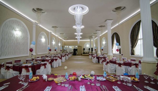 Terenul pe care se află restaurantul Sirena din Mamaia, pus la vânzare către proprietar - 4-1553772782.jpg