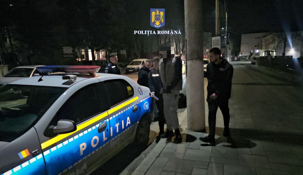 UPDATE Tâlhărie calificată la o sală de jocuri din Medgidia! Amenințau casiera, furau banii și sunau la 112