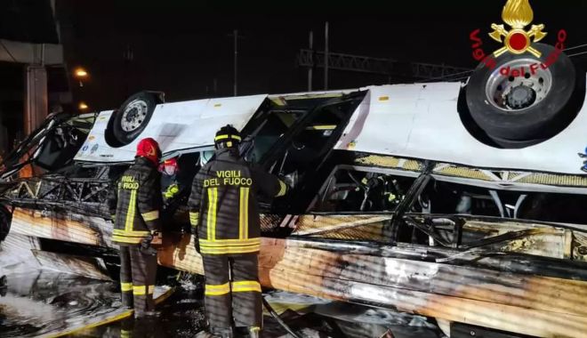 Oficial MAE: Patru români, morți în accidentul de autocar de lângă Veneția