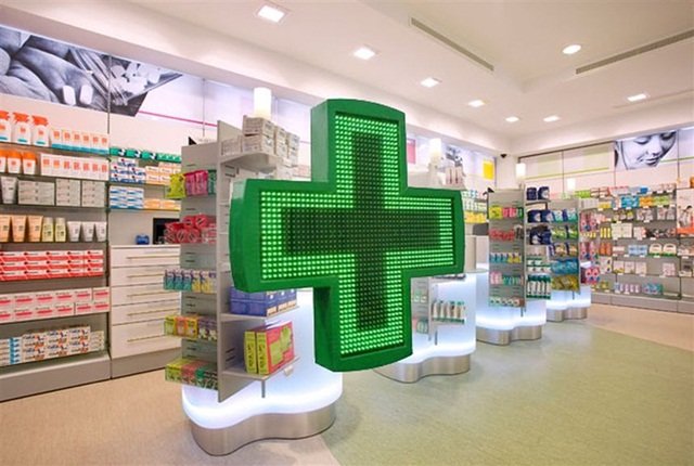 Nu se pot cumpăra medicamente compensate vineri dimineaţă. Actualizarea TVA a blocat sistemul informatic - 403393283151stirifarmacie-1754032093.jpg