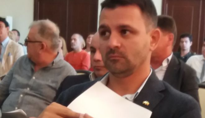 Consilierii județeni din Constanța au aprobat: Toalete în containere, în 14 școli și grădinițe de la țară! - 42639695289361328340062381956528-1538130740.jpg