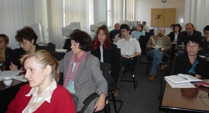 Ședințele cu părinții, considerate pierdere de timp - 43034f3b0edfd1513d2ad87c7e387ac9.jpg