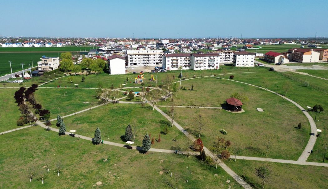 Administrația locală a comunei Cumpăna organizează o acțiune de plantare, în weekend - 43645602713237126952359947189591-1714118134.jpg