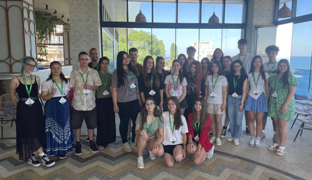 26 de tineri liceeni din județul Constanța urmează programul de leadership Leaders Explore Elevi!