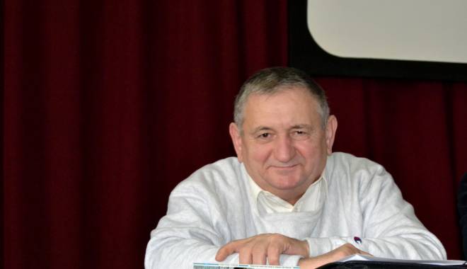 Foileton / 44 de pahare - 44depahareananiegagniuc4-1457512379.jpg