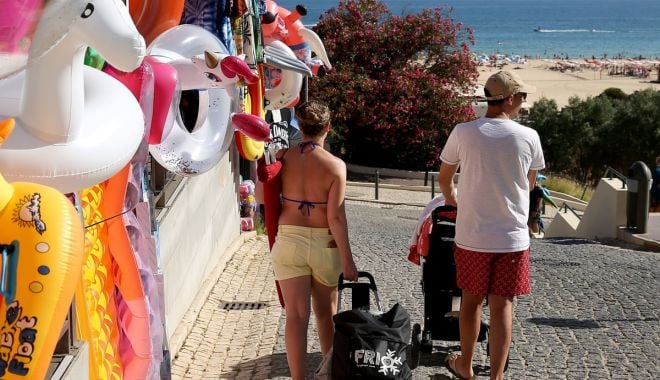 Noi restricții pentru turiștii care vor să își petreacă vacanțele în Portugalia - 4500-1625771897.jpg