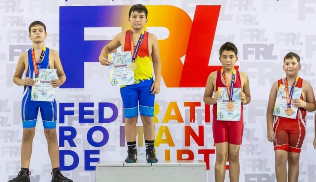 Micuţii luptători ai Clubului Sportiv Victoria Cumpăna, salbă de medalii la o competiţie disputată la Buzău
