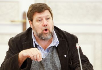 Bogdan Hossu, în dispută cu DNA - 46503bogdanhossu-1333440757.jpg
