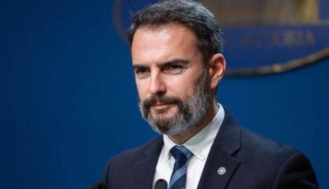 Cărbunaru: Premierul a discutat cu ministrul Dîncu pe tema calibrării comunicării publice la nivelul MApN - 465646-1666002073.jpg