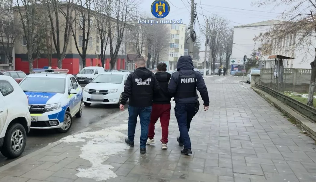 Tânăr din Medgidia, reținut pentru furt și tâlhărie calificată. Doi minori, suspectați în același dosar - 46854455eab8457b8c13349bf02afdc2-1769337882.webp