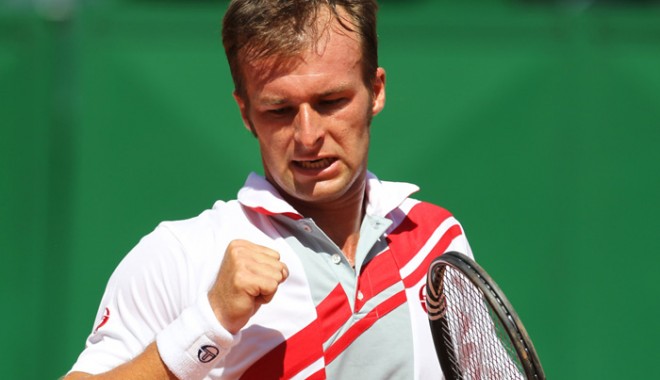 Adrian Ungur pierde primul meci în Cupa Davis. România-Suedia - 47149-1410528664.jpg